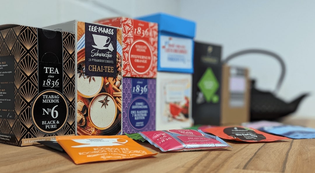 teebeutel mit teekanne